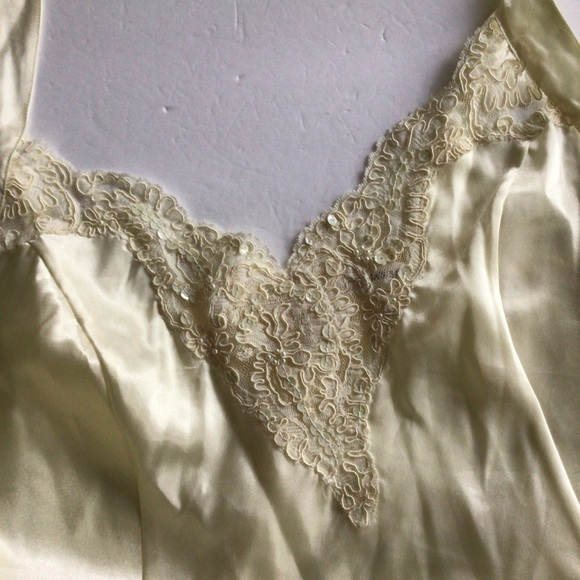 VINTAGE VICTORIAS SECRET IVORY SATIN SLIP DRESS LARGE NWOT - Picture 10 of 16